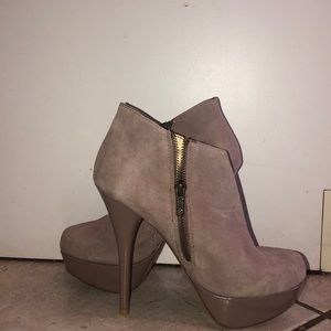 Steve Madden bootie heels